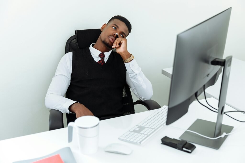 IT support Qatar – storage cleanup and system updates guide